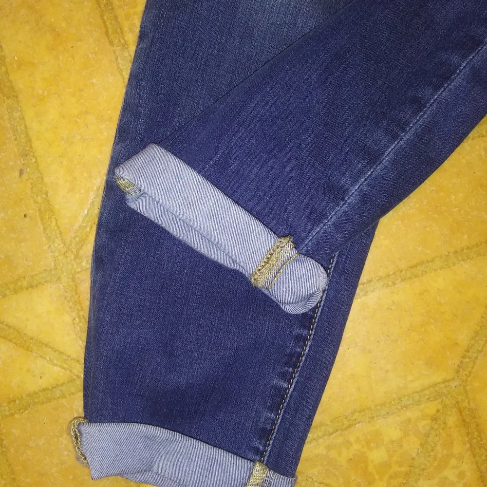Articles of society distressed jean